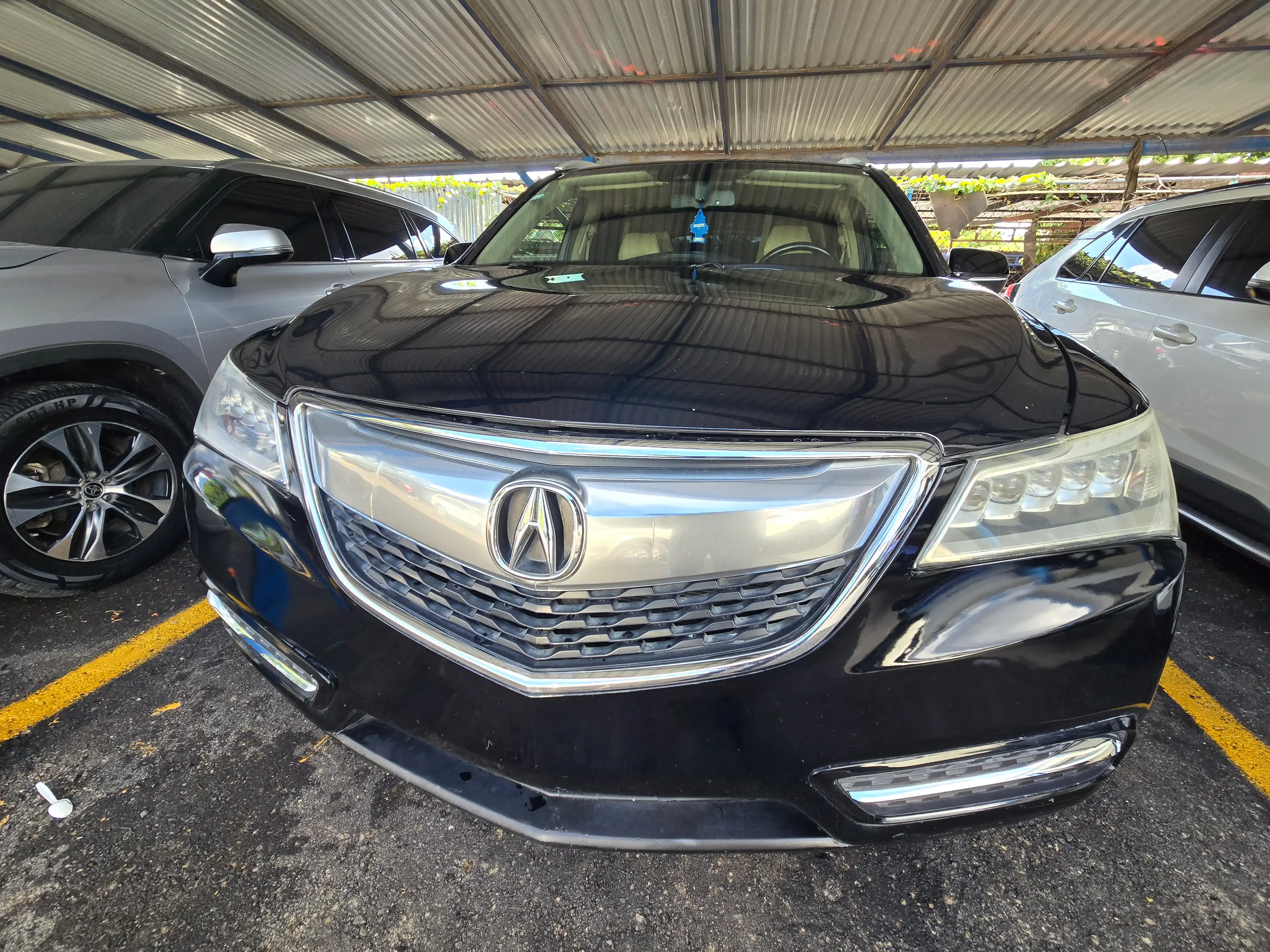 Alquiler JEEP ACURA MDX SH-AWD 2014 — ROB-REI Rent A Car